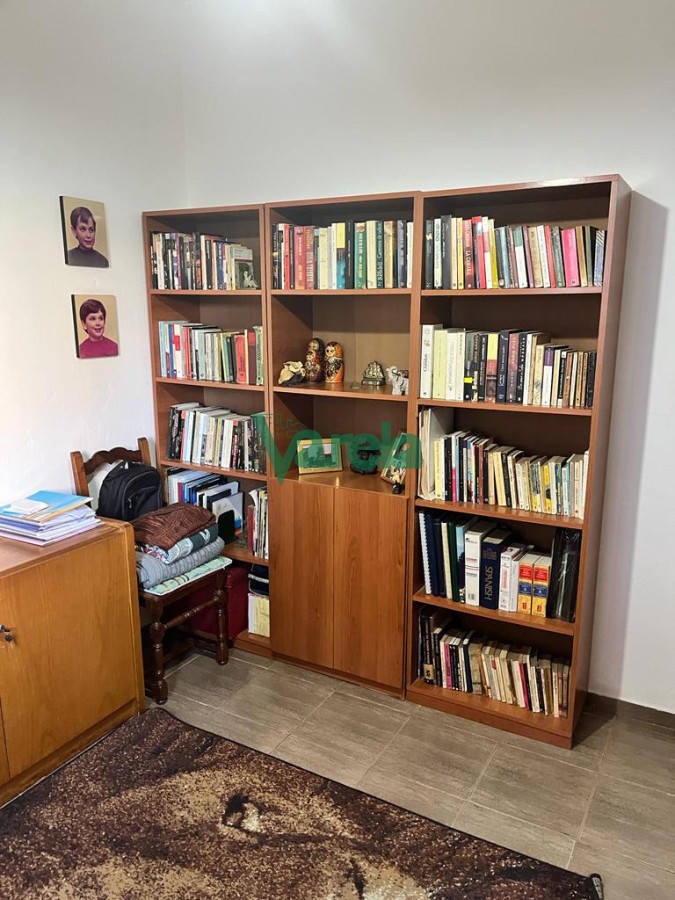 Casa ID.23061 - Venta casa Malvín , 2 dormitorios, 1 baño, a metros de la Rambla