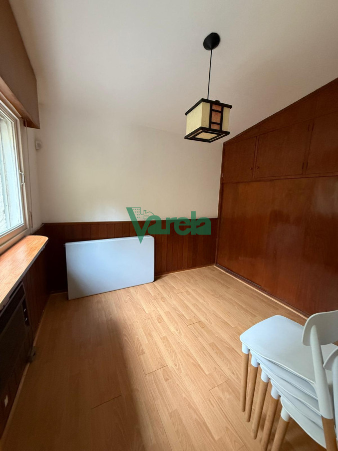 Casa ID.22745 - Alquiler de casa en Parque Batlle de 5 dormitorios 3 baños garage varios