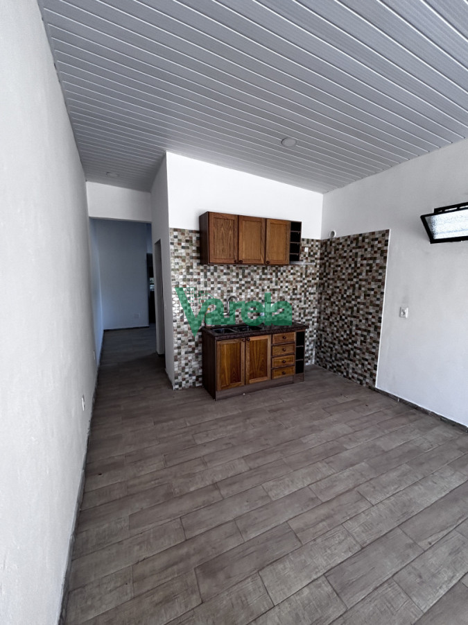 Casa ID.22952 - Alquiler local con vivienda sobre principal avenida en Pinar sur
