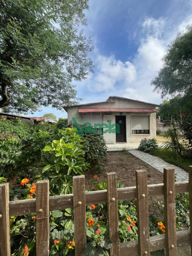 Casa ID.22997 - Venta de casa en Salinas, 2 dormitorios y demas