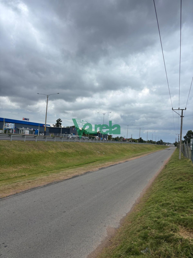 Casa ID.22984 - Alquiler de terreno de 4800m2 sobre Interbalnearia