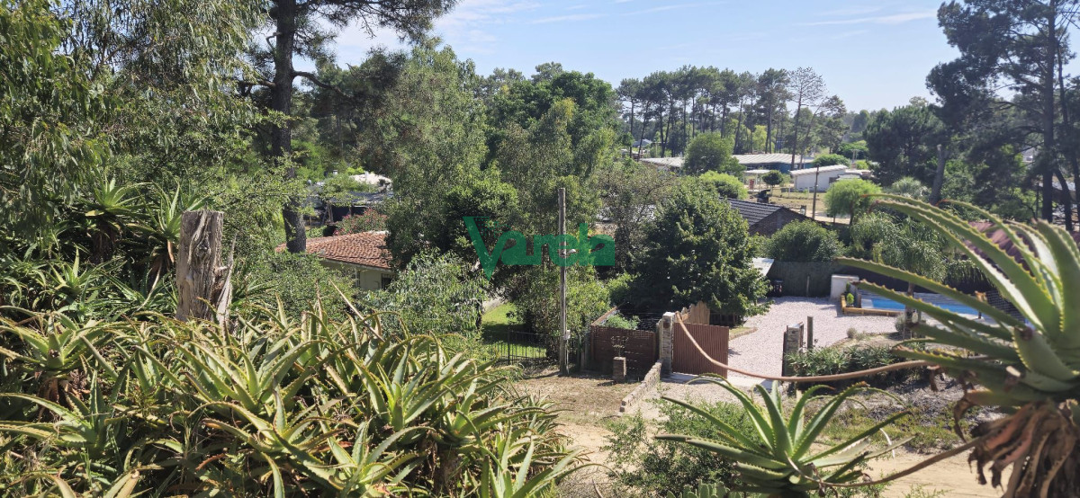 Casa ID.22529 - Casa de 2 dormitorios con 2 terrenos en Parque del Plata Norte