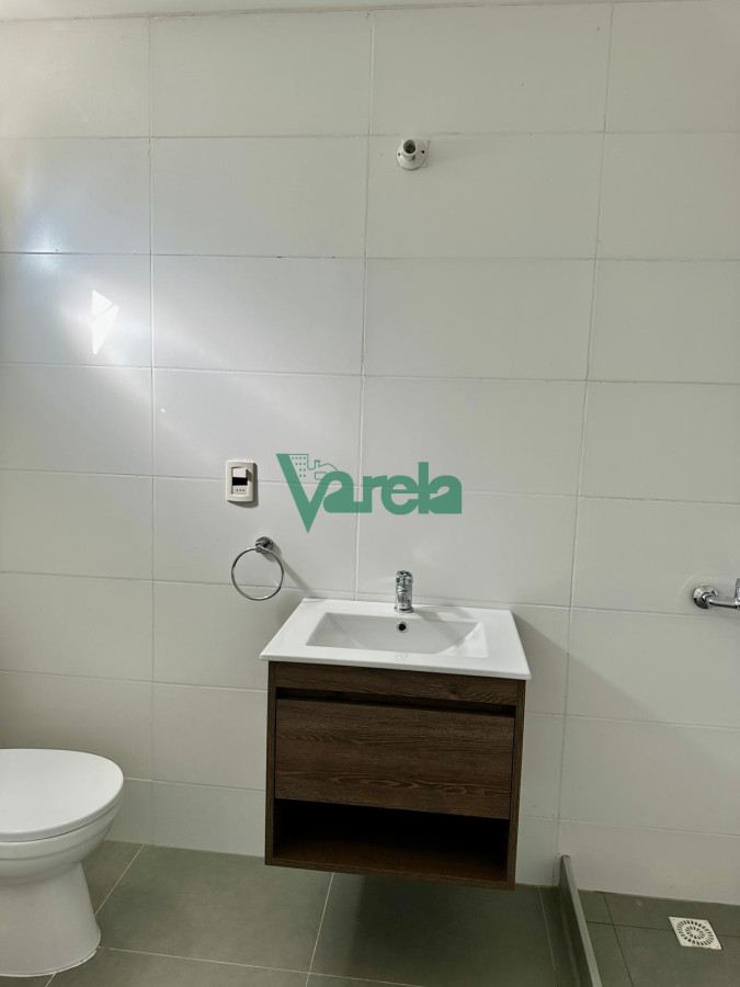 Casa ID.22458 - Alquiler casa 2 dormitorios a estrenar Carrasco norte, cochera, Portones Shopping