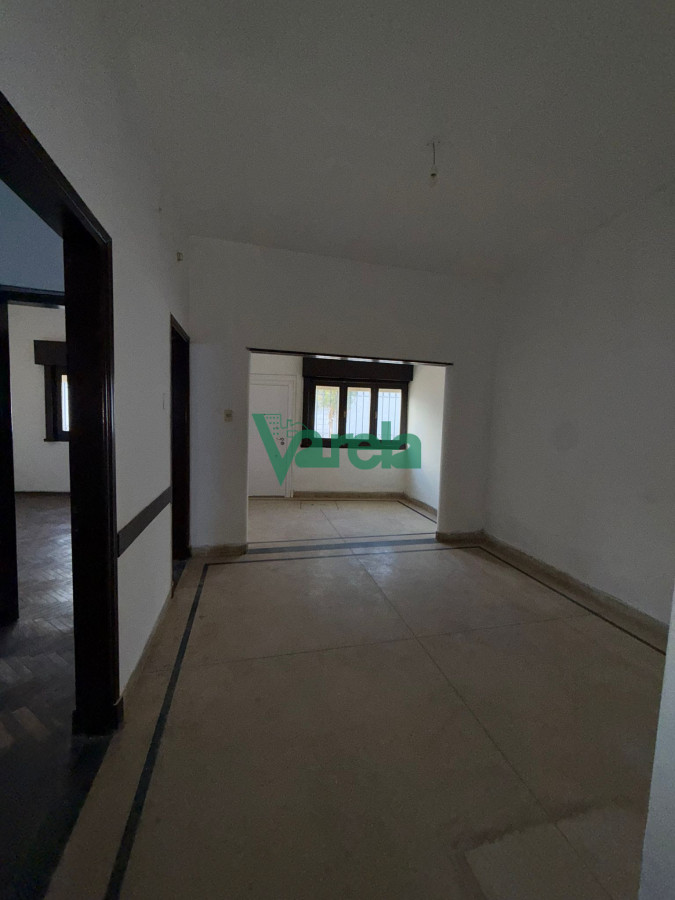 Casa ID.22735 - Alquiler Casa 3 Dormitorios Patio Azotea Atahualpa