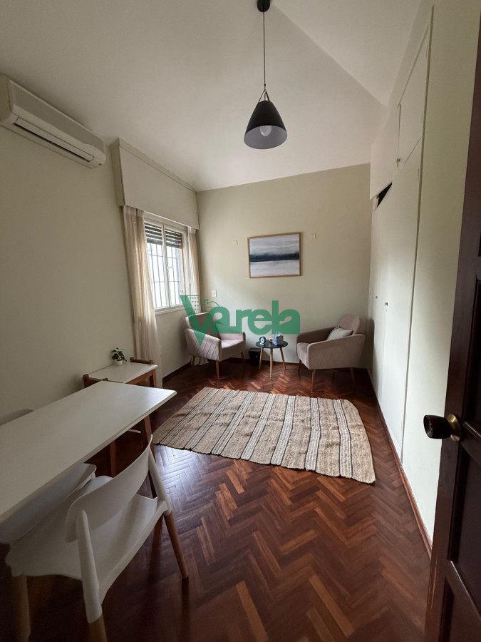 Casa ID.22745 - Alquiler de casa en Parque Batlle de 5 dormitorios 3 baños garage varios