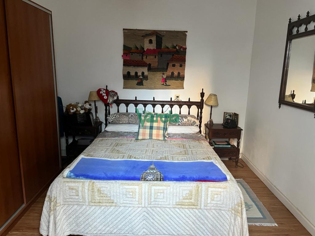 Casa ID.23061 - Venta casa Malvín , 2 dormitorios, 1 baño, a metros de la Rambla
