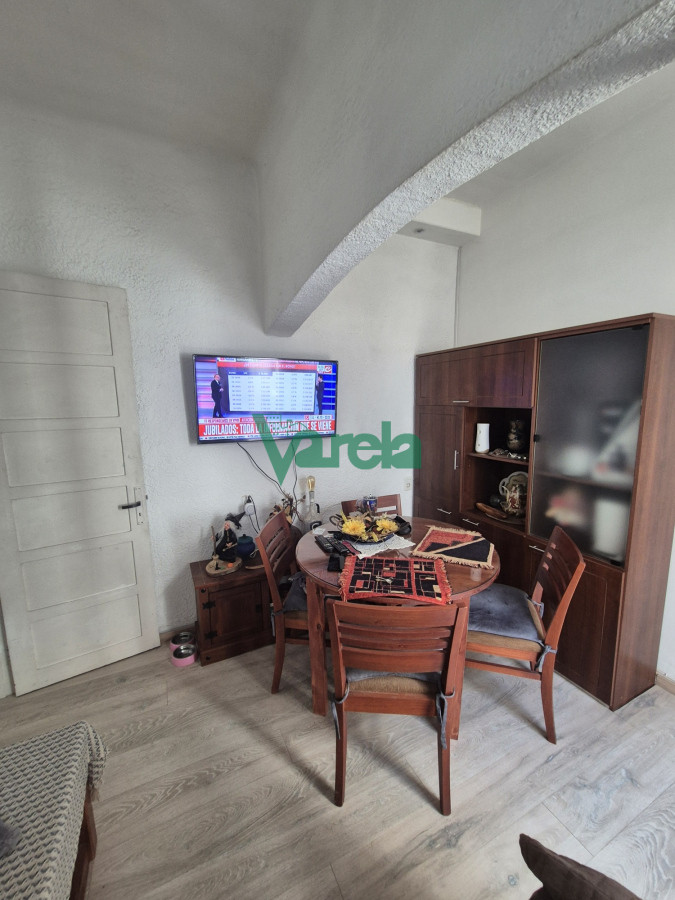 Casa ID.22753 - Vanta casa 2 dormitorios Garibaldi esq Porongos
