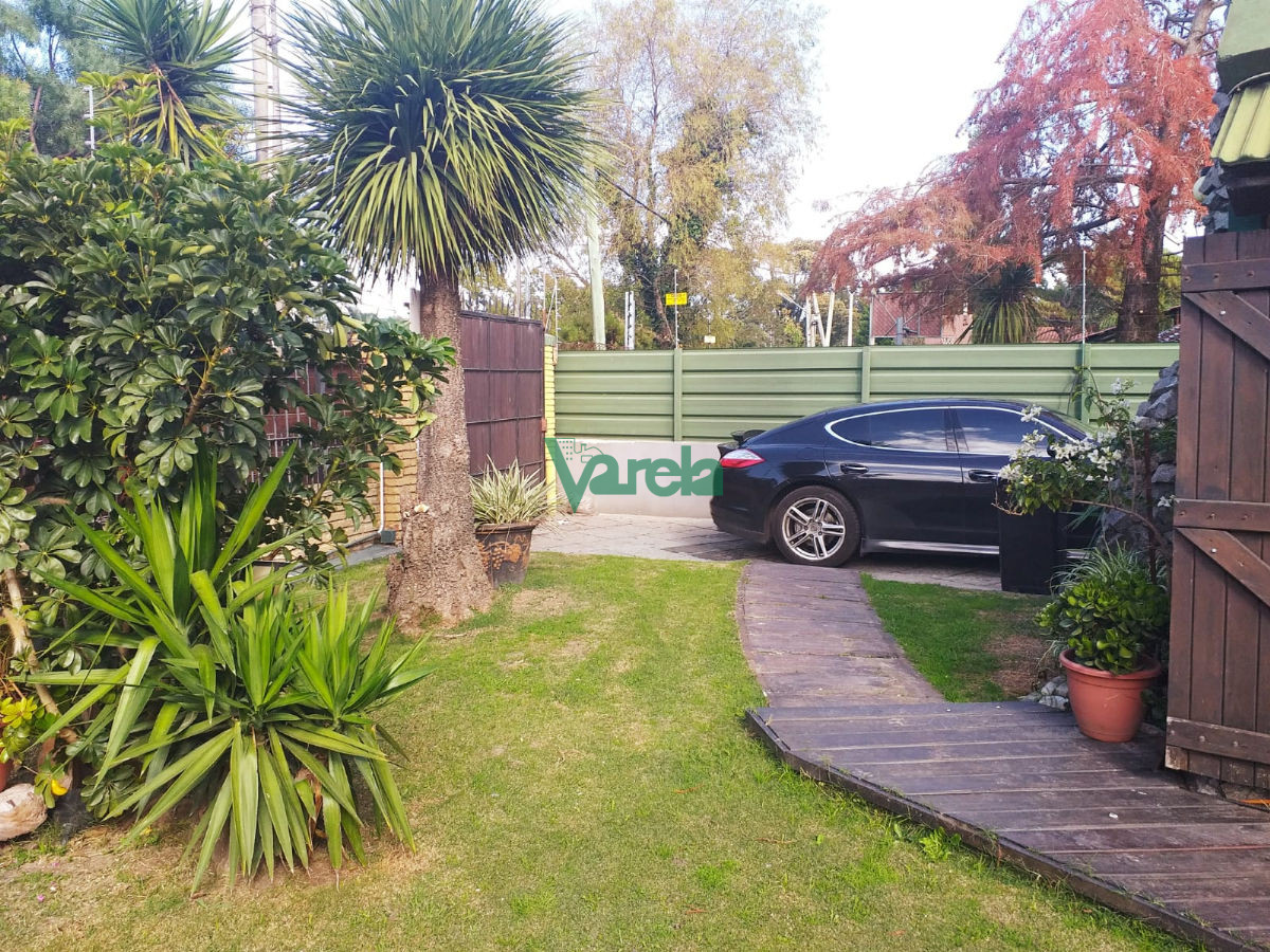 Casa ID.20777 - Casa en venta 3 dormitorios 3 baños,  Médanos al Sur!!