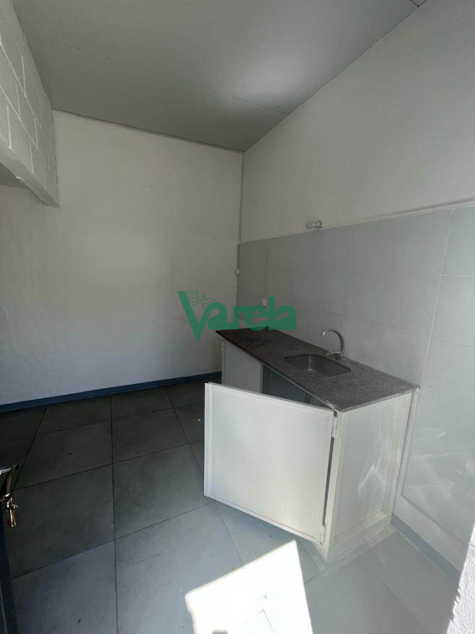 Casa ID.21573 - Casa en alquiler Solymar 1 dormitorio, jardin, cochera y patio