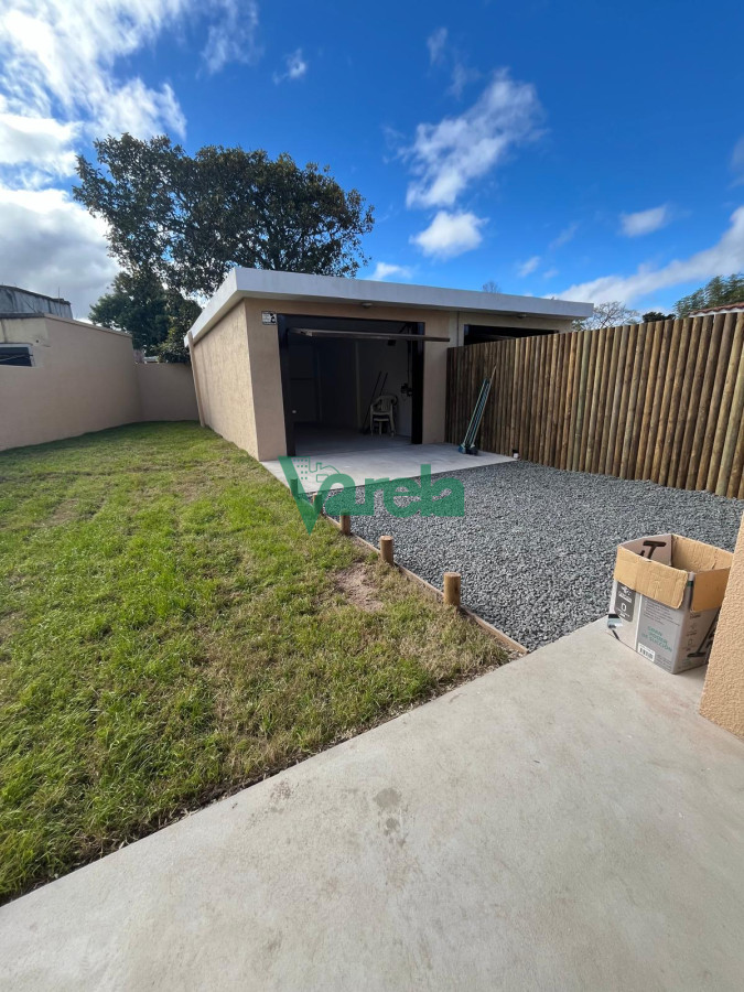 Casa ID.22359 - Venta  Shangrilá al sur próximo a Rambla con saneamiento