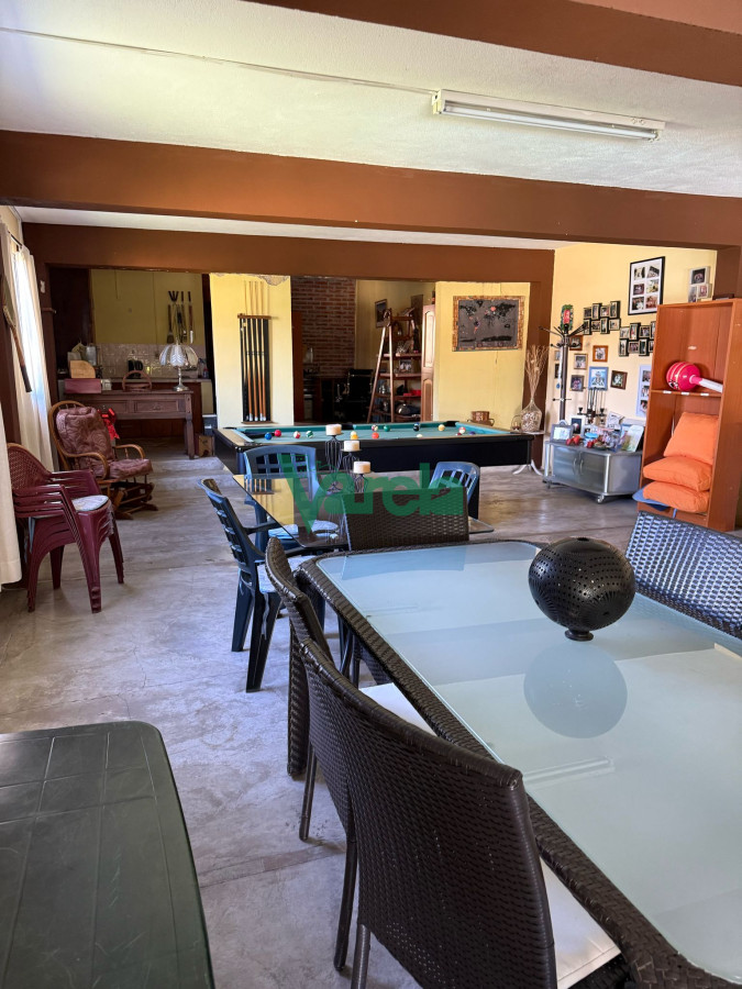 Casa ID.22595 - Casa en venta Malvin 3 dormitorios 3 baños y piscina