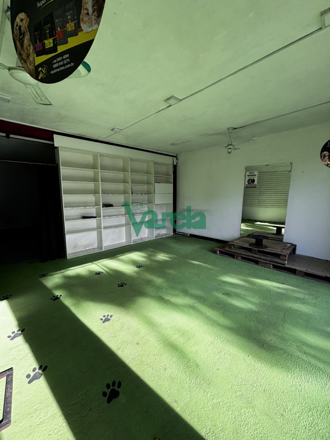 Casa ID.22717 - Casa mas local en venta 3 dormitorios 3 baños en El Pinar sur