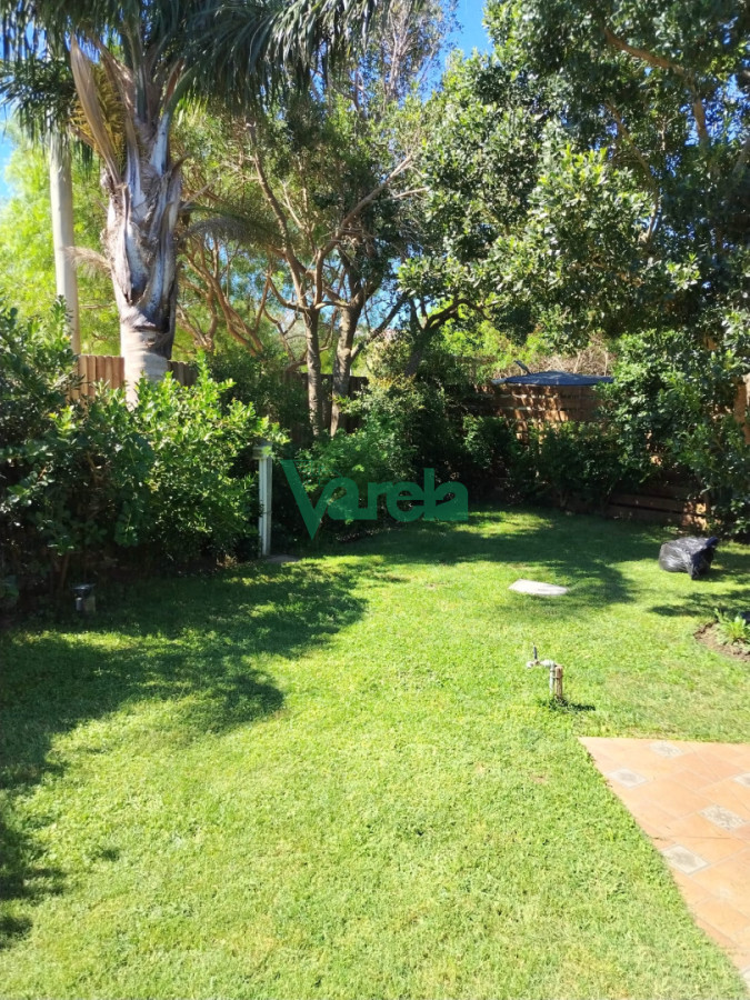 Casa ID.22961 - Casa en venta en San Luis, 2 dormitorios, 2 plantas, vista al mar