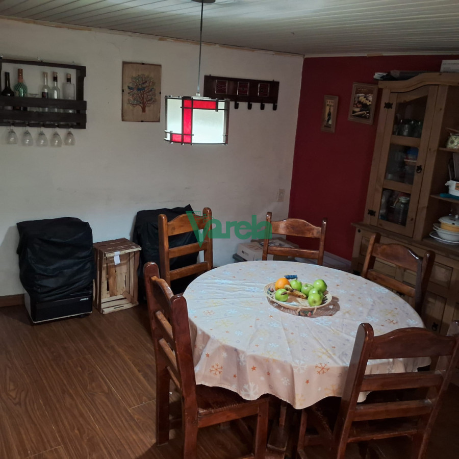 Casa ID.22809 - Casa Cordón 3 dormitorios 2 baños living con estufa a leña, azotea con parrillero