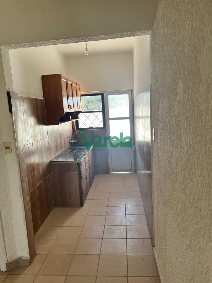 Casa ID.22270 - Venta casa, Punta Gorda , 2 dormitorios,1baños completo, jardín, cochera, patio con parrillero