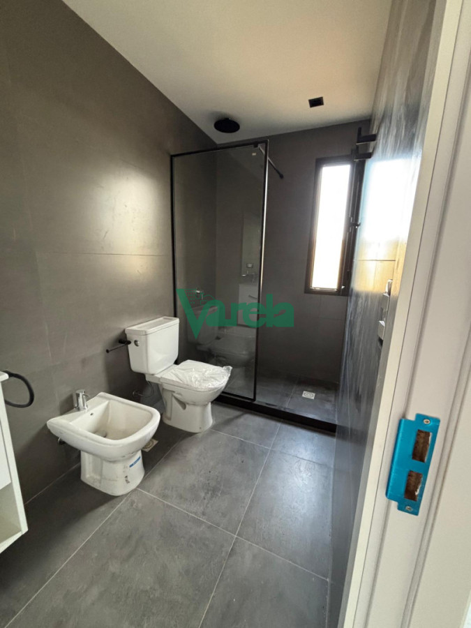 Casa ID.23086 - Venta casa en Lagomar 3 dormitorios 2 baños a estrenar