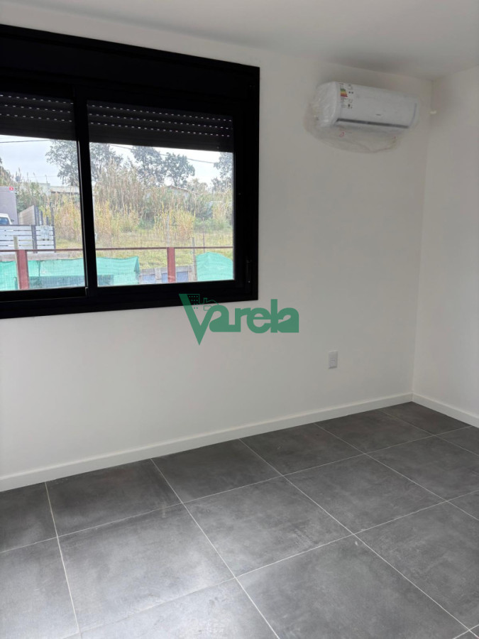 Casa ID.23086 - Venta casa en Lagomar 3 dormitorios 2 baños a estrenar
