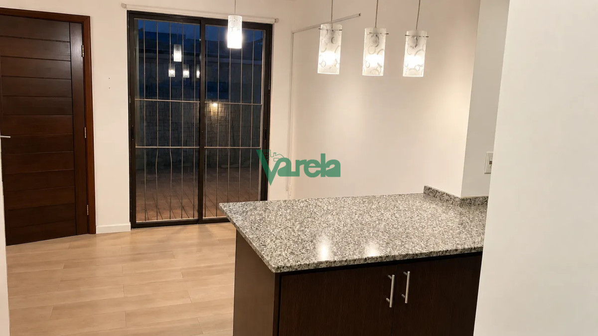 Casa ID.23177 - Venta casa en complejo, 2 dormitorios, parrillero, Solymar Sur
