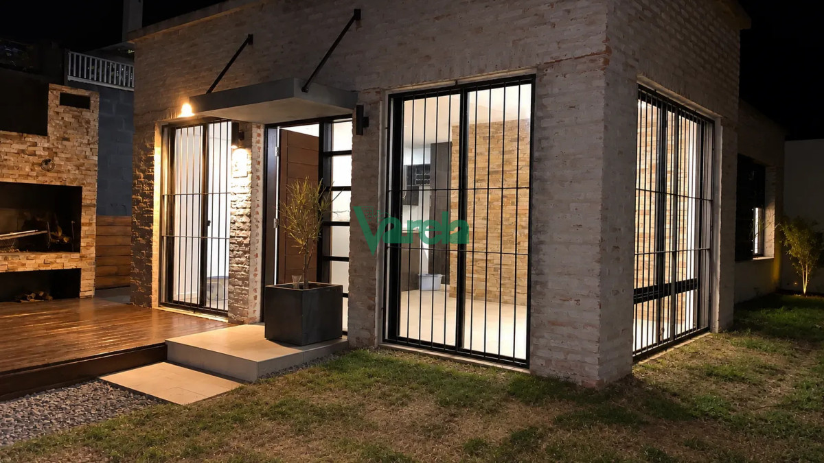 Casa ID.23177 - Venta casa en complejo, 2 dormitorios, parrillero, Solymar Sur
