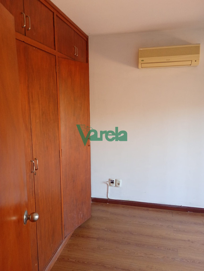 Casa ID.23170 - Venta Casa Carrasco norte, 6 dormitorios, 5baños, en 2 plantas 