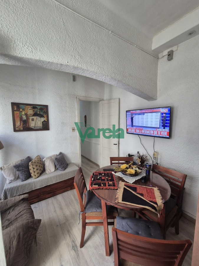 Casa ID.22753 - Vanta casa 2 dormitorios Garibaldi esq Porongos