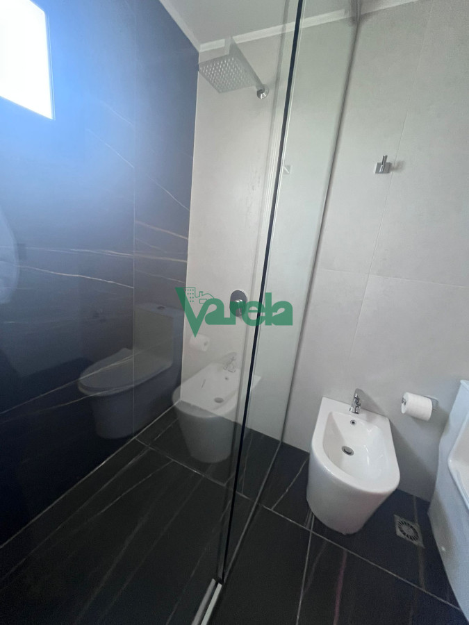 Casa ID.22168 - venta muy buena casa en colinas de carrasco 3 dormitorios 3 baños jacuzzi
