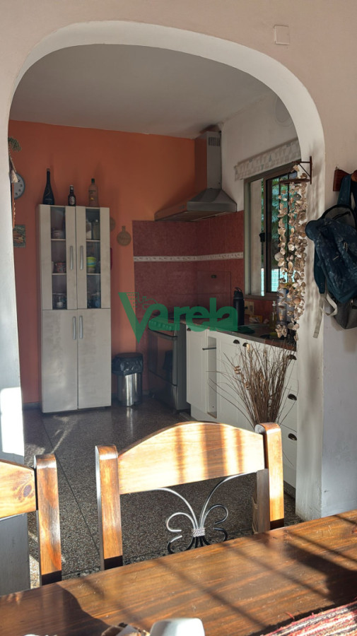 Casa ID.22967 - Casa en venta en Solymar de 3 dormitorios mas Apartamento 1 Dormitorio 