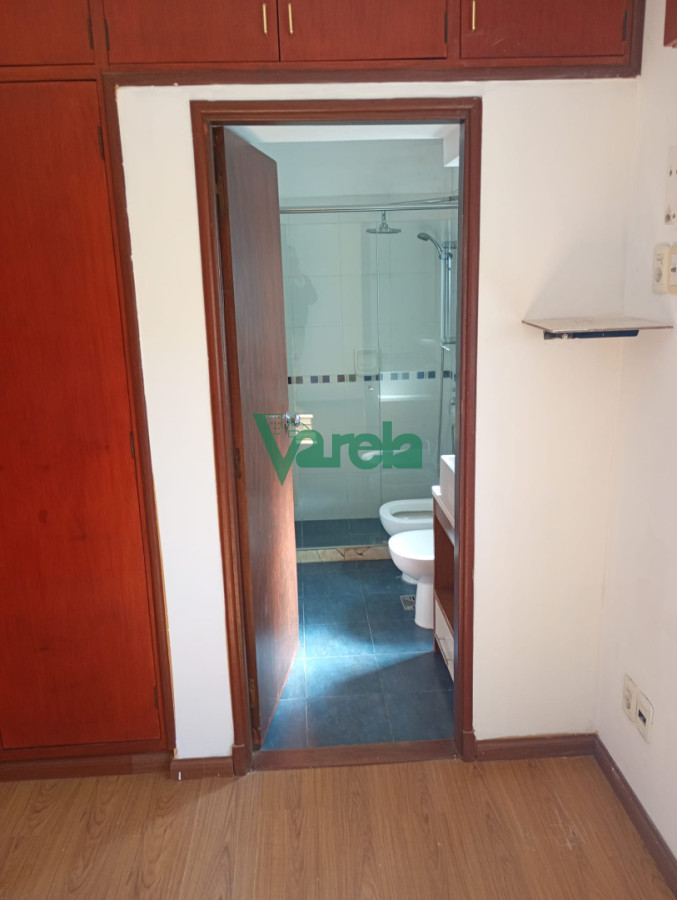 Casa ID.23170 - Venta Casa Carrasco norte, 6 dormitorios, 5baños, en 2 plantas 