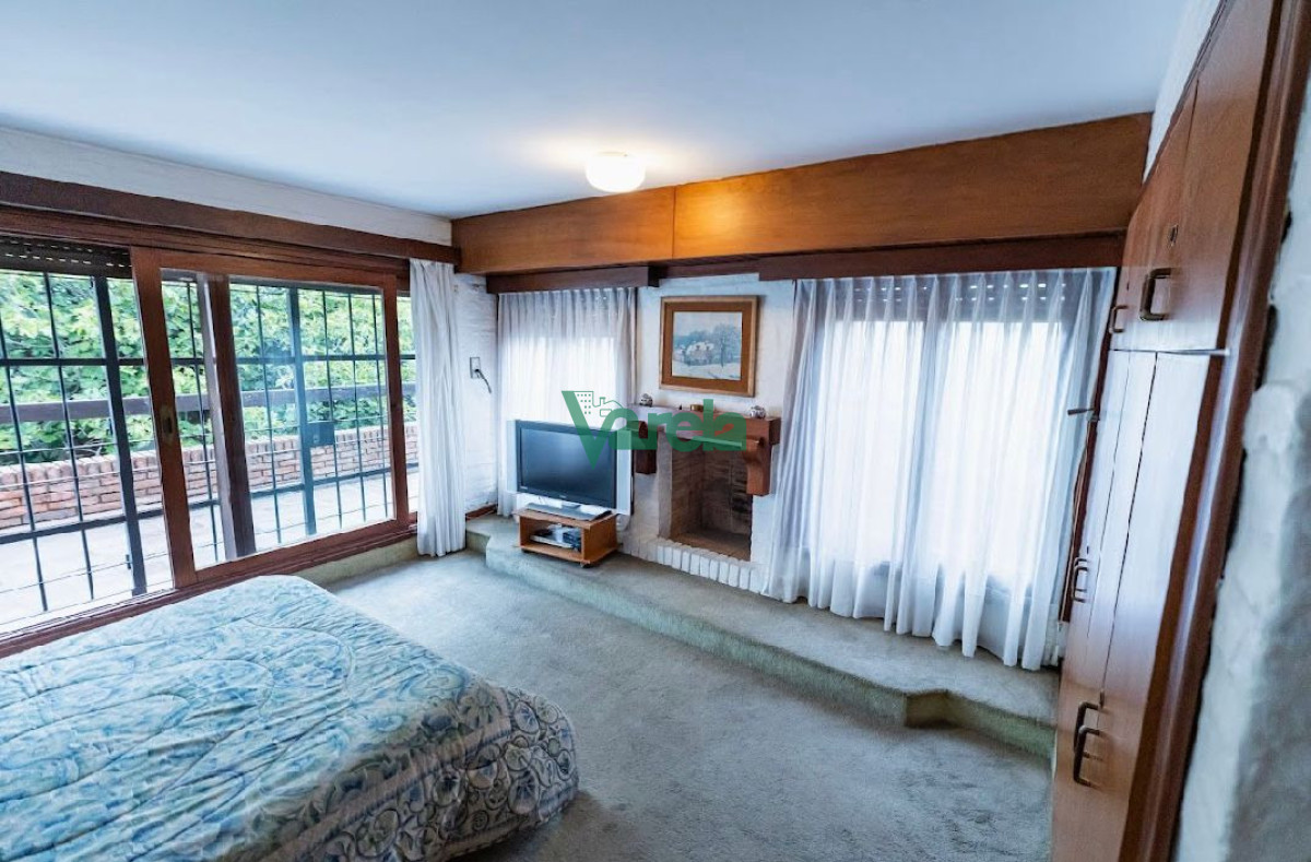 Casa ID.22962 - Venta de casa cuatro dormitorios en Punta Carretas