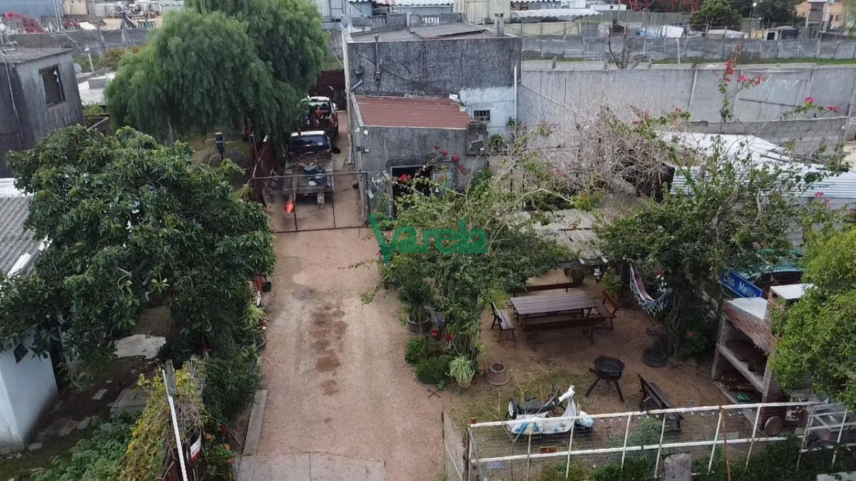 Casa ID.22629 - Venta Casa con Terreno Ideal Inversion Casavalle Entrada Camion