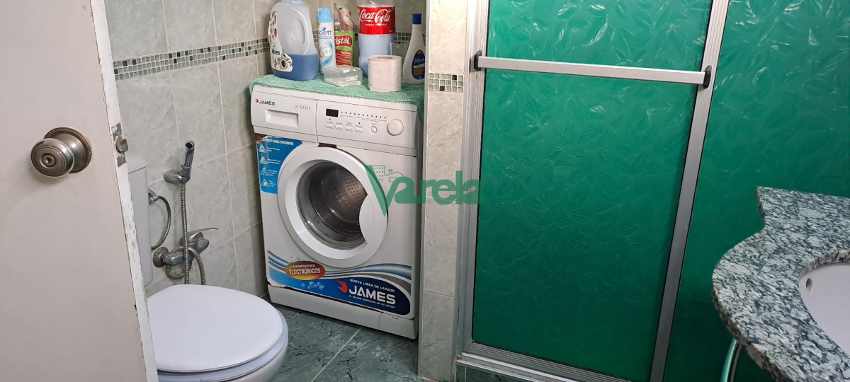 Casa ID.21747 - Venta de casa, Las Toscas, 3 dormitorios, living comedor con estufa leña, sobre aveninda principal.