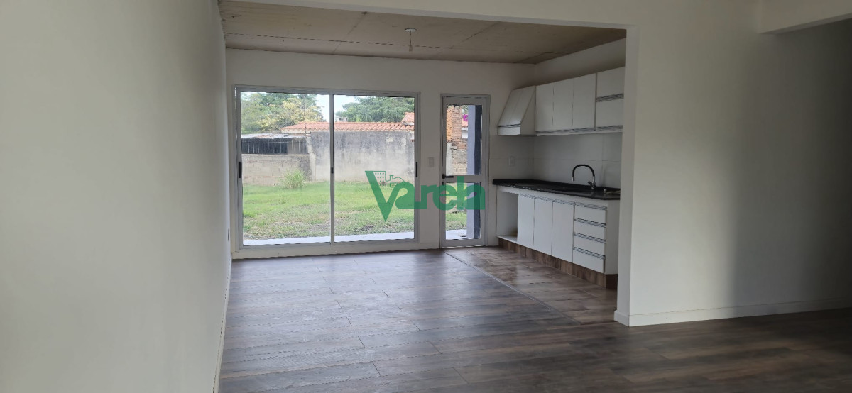 Casa ID.22216 - Venta Casa, Villa Argentina, 3 dormitorios, 2 baños, cerca de la playa.