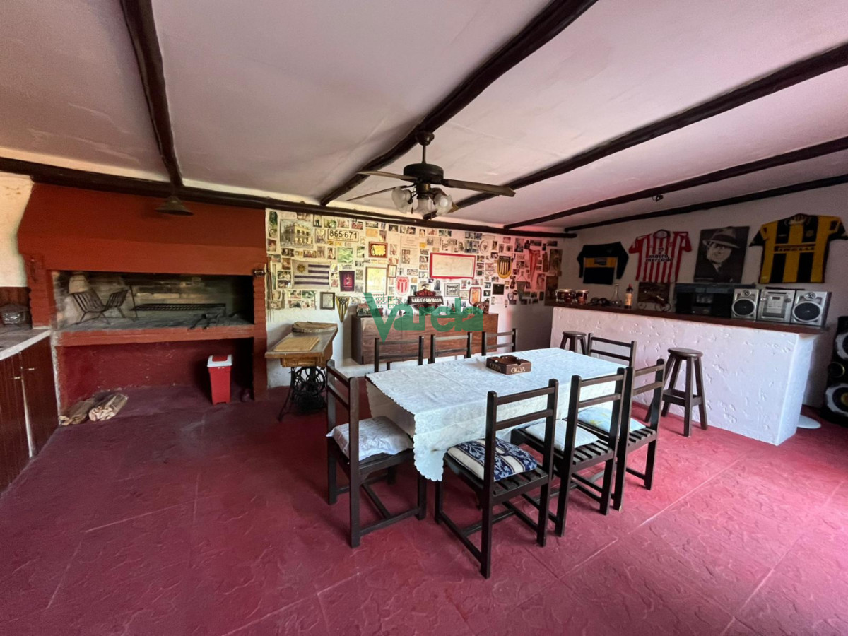 Casa ID.22966 - Casa de 3 dormitorios y 2 baños en La Floresta Sur