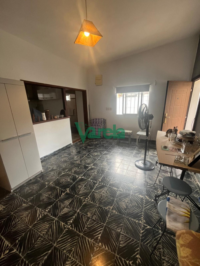 Casa ID.22949 - Venta de casa en Salinas sur, 2 dormitorios, apartamento y piscina