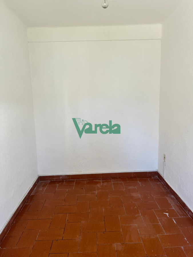 Casa ID.22270 - Venta casa, Punta Gorda , 2 dormitorios,1baños completo, jardín, cochera, patio con parrillero