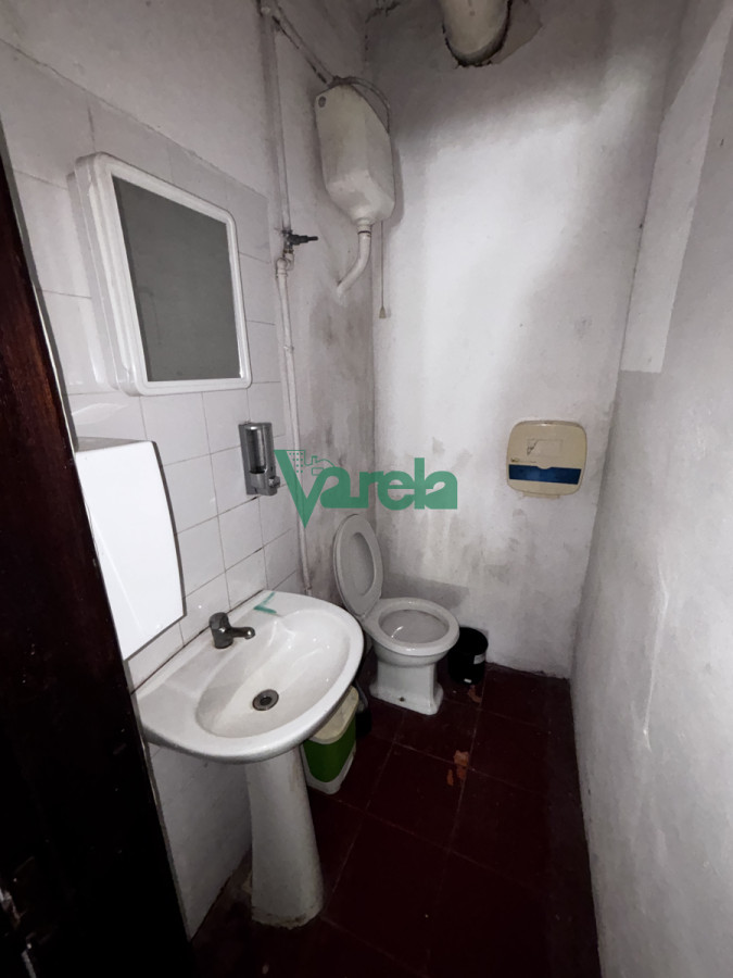 Casa ID.22717 - Casa mas local en venta 3 dormitorios 3 baños en El Pinar sur