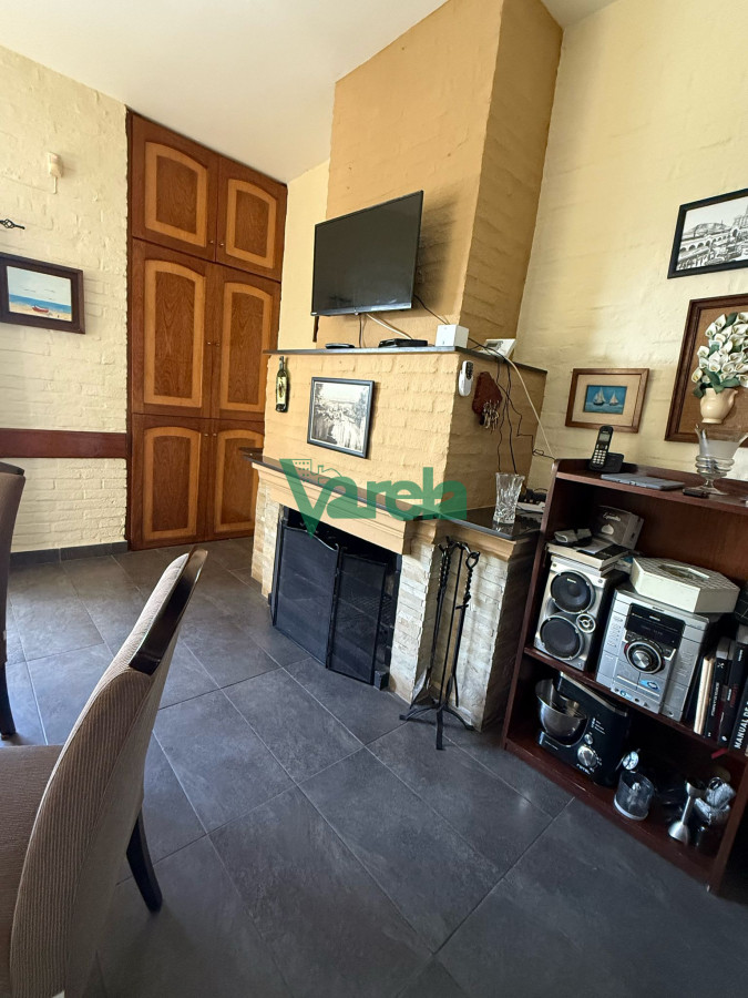 Casa ID.22593 - Venta Casa 3 dormitorios 3 baños garage piscina climatizada malvin