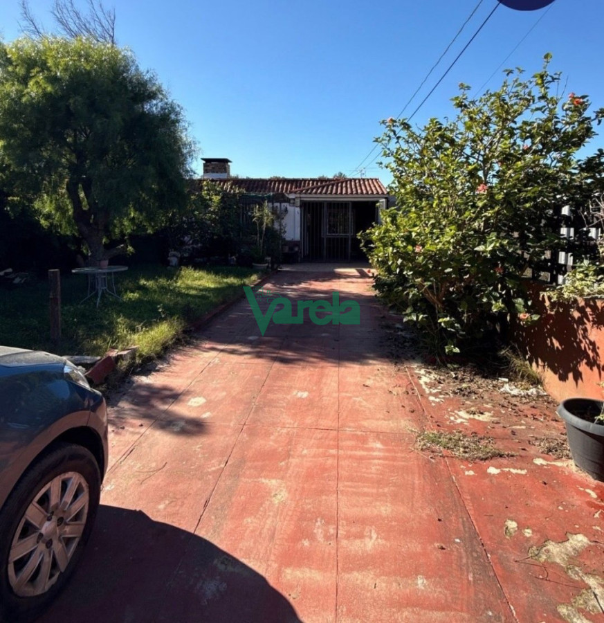 Casa ID.22904 - Venta de casa en Salinas, 2 dormitorios, a metros de la rambla