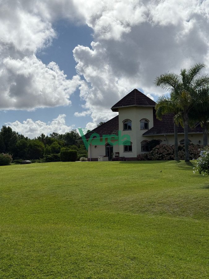 Casa ID.22568 - Casa de 3 dormitorios en Paraíso Suizo 