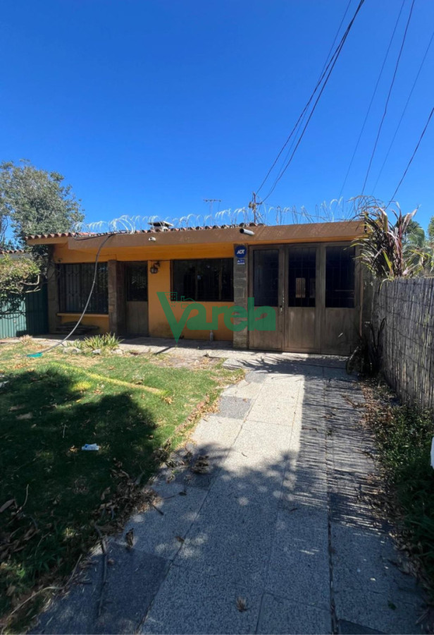 Casa ID.22896 - Venta de casa en Salinas, proxima rambla, 2 dormitorios