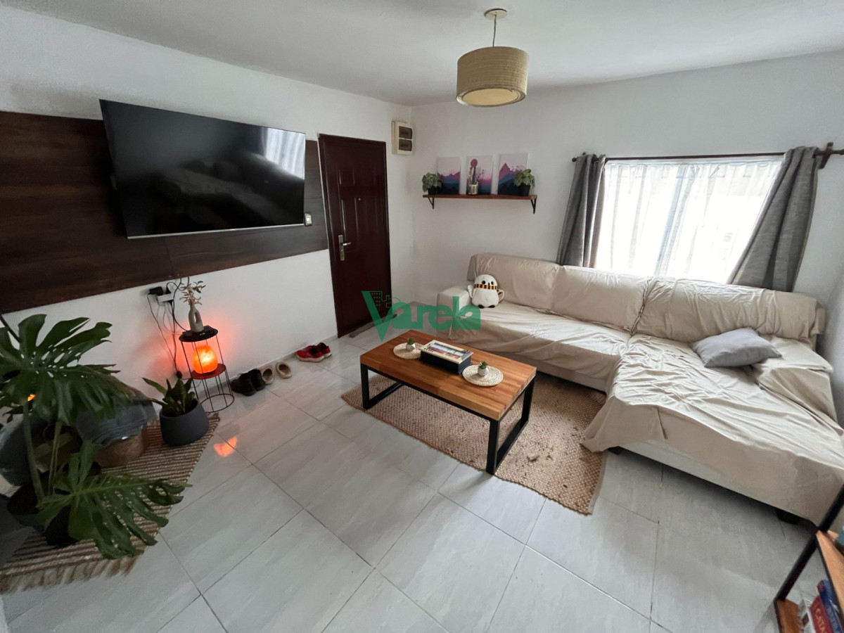 Casa ID.23074 - Casa en venta en Lagomar de 2 dormitorios, mas apto de 3 dorm