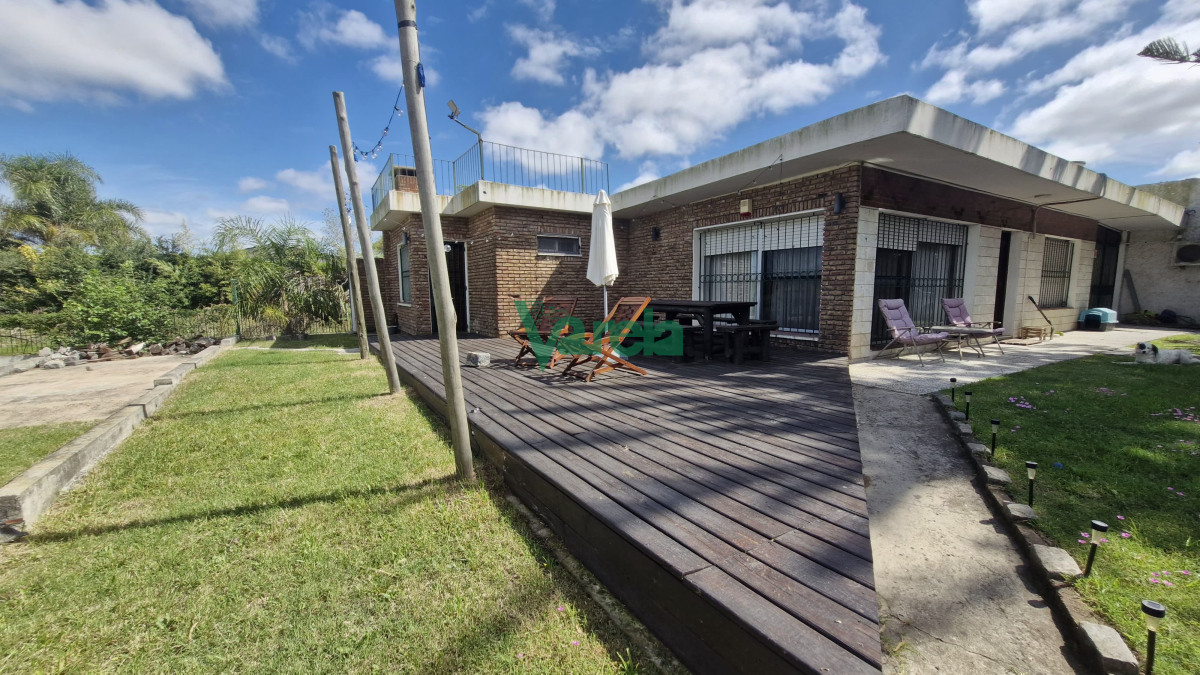 Casa ID.22587 - Casa venta Solymar sobre rambla, 2 dormitorios, fondo y  barbacoa