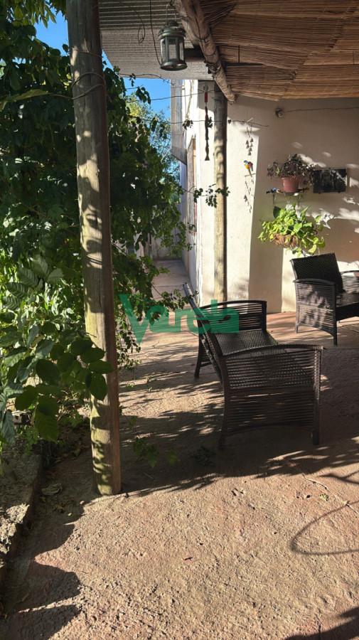 Casa ID.22967 - Casa en venta en Solymar de 3 dormitorios mas Apartamento 1 Dormitorio 