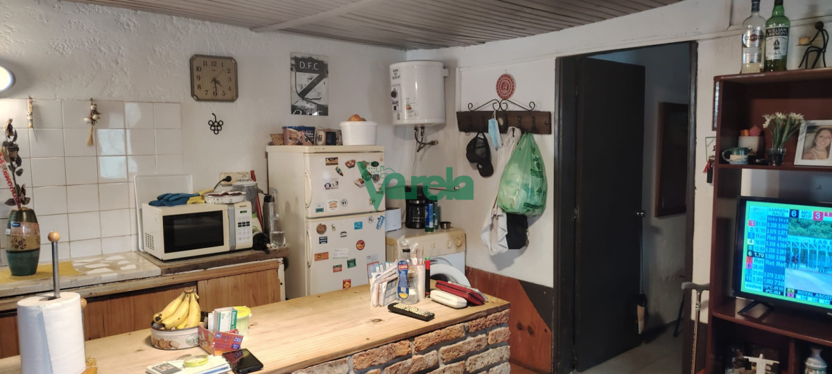 Casa ID.22967 - Casa en venta en Solymar de 3 dormitorios mas Apartamento 1 Dormitorio 