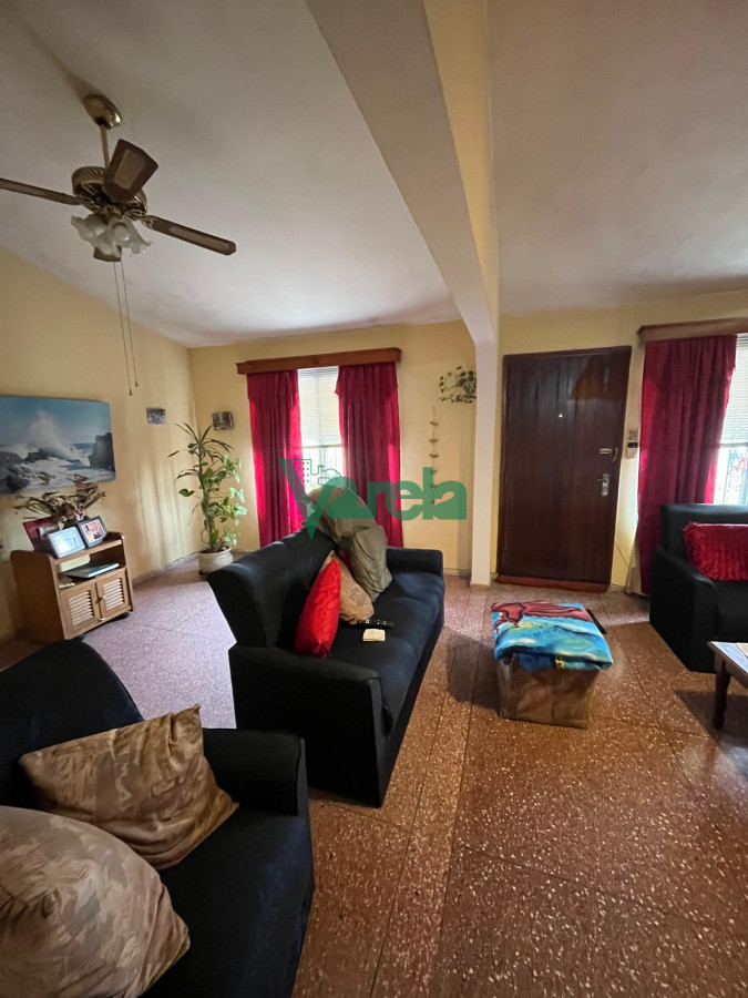 Casa ID.22779 - Casa en venta en Salinas, 2 dormitorios, garaje, barbacoa y demas