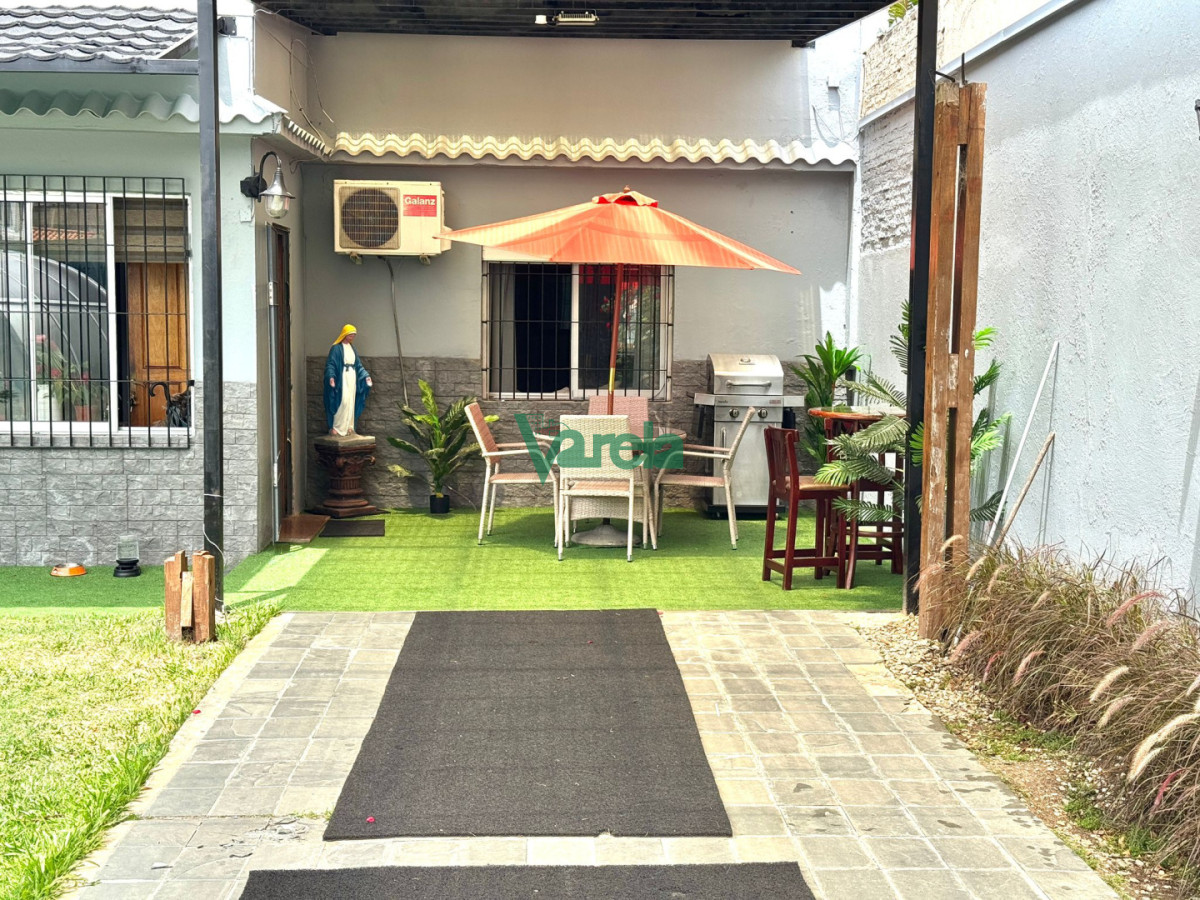 Casa ID.22882 - Alquiler casa carrasco, 3 dormitorios con piscina y 3 cocheras