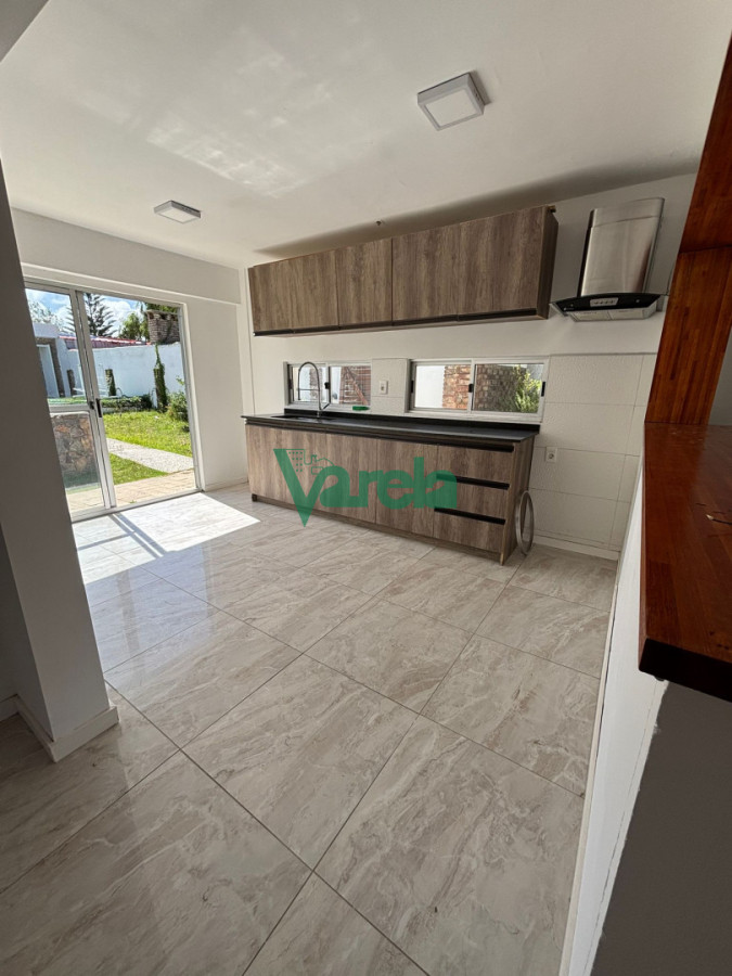 Casa ID.22980 - Casa en alquiler Medanos de Solymar frente a Rambla 3 dormitorios