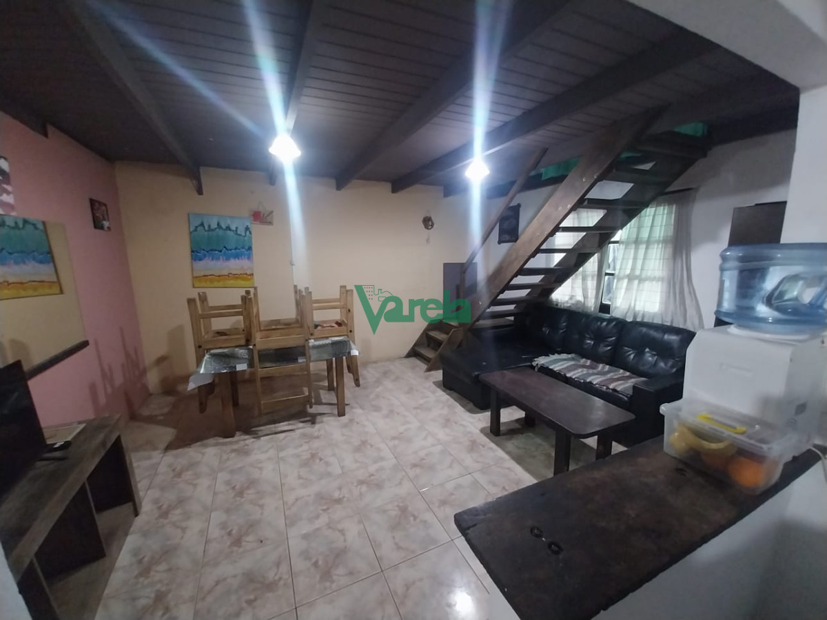Casa ID.22668 - 2 casas en 700 mts terreno 