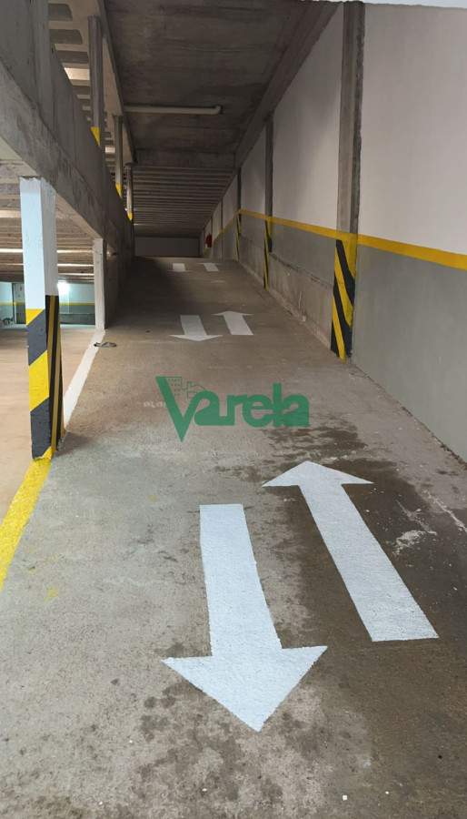 Casa ID.22552 - Venta Parking Ciudad Vieja Punto Estrategico No Lo Pierda