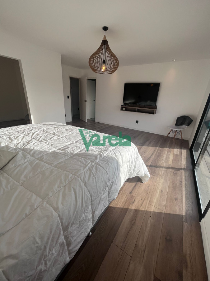 Casa ID.22168 - venta muy buena casa en colinas de carrasco 3 dormitorios 3 baños jacuzzi